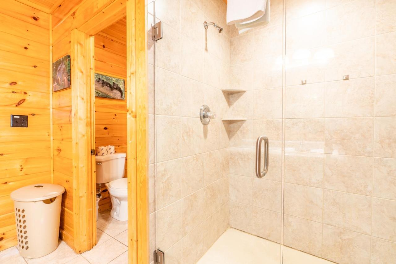 Comfort Cabin Bearway To Heaven W Private Hot Tub พิเจนฟอร์จ ภายนอก รูปภาพ