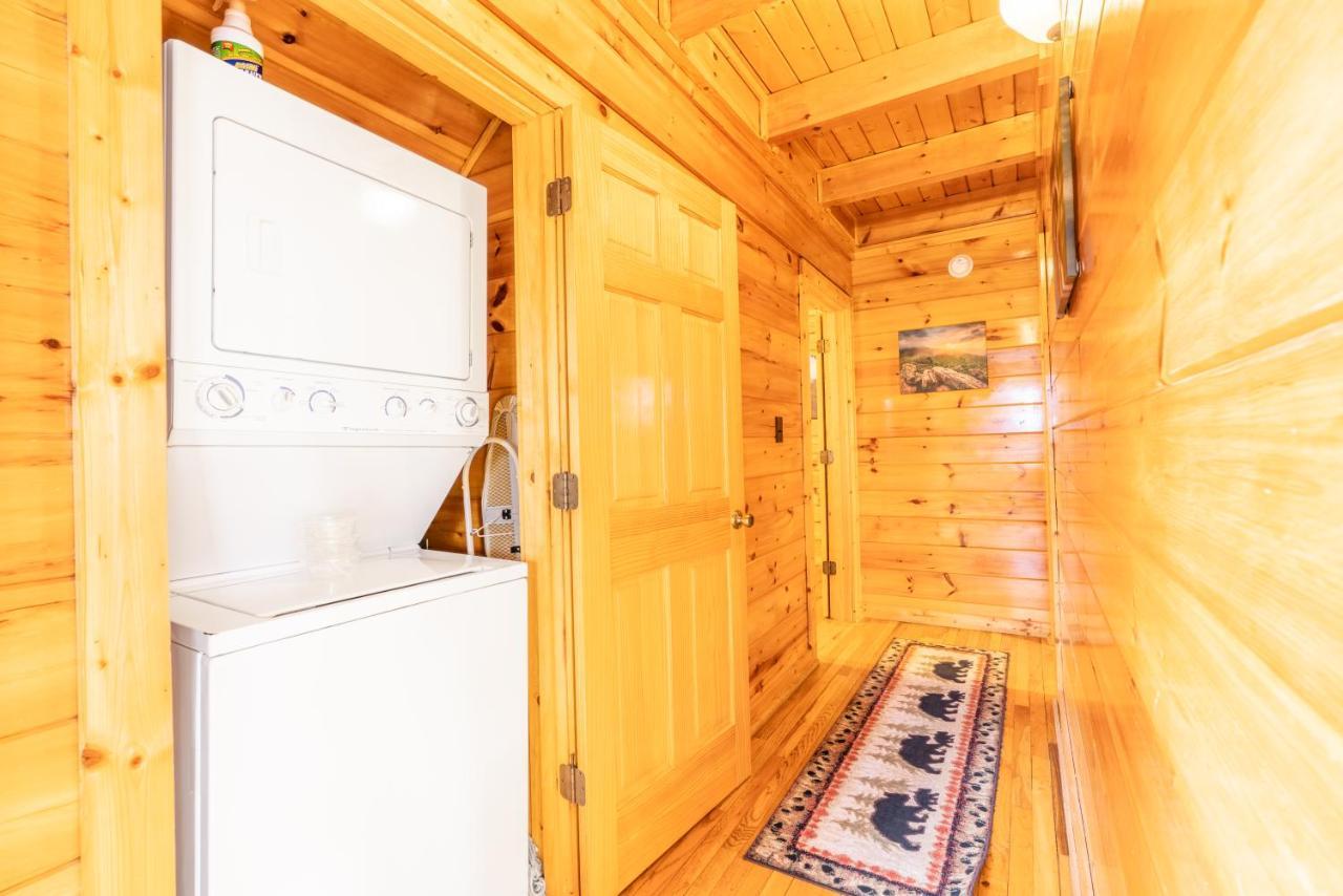 Comfort Cabin Bearway To Heaven W Private Hot Tub พิเจนฟอร์จ ภายนอก รูปภาพ