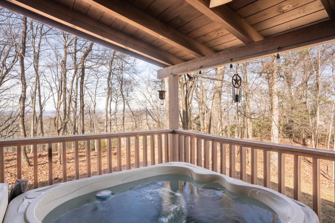 Comfort Cabin Bearway To Heaven W Private Hot Tub พิเจนฟอร์จ ภายนอก รูปภาพ